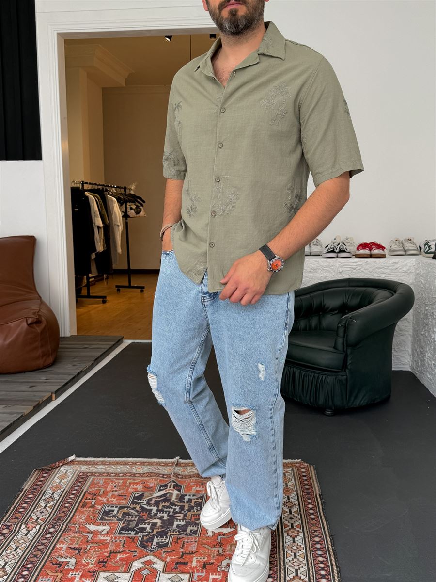 Hawaii Embroidered Shirt