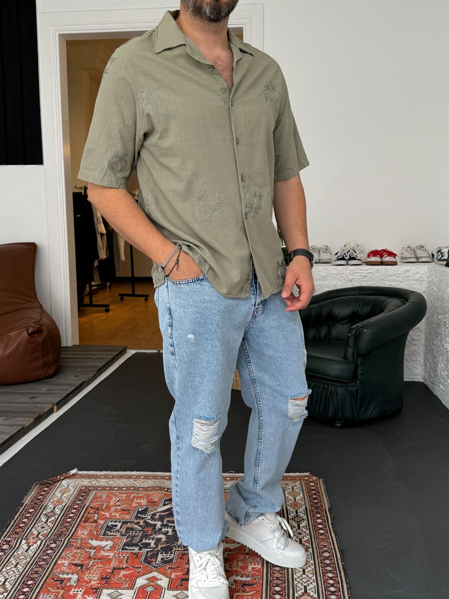 Hawaii Embroidered Shirt