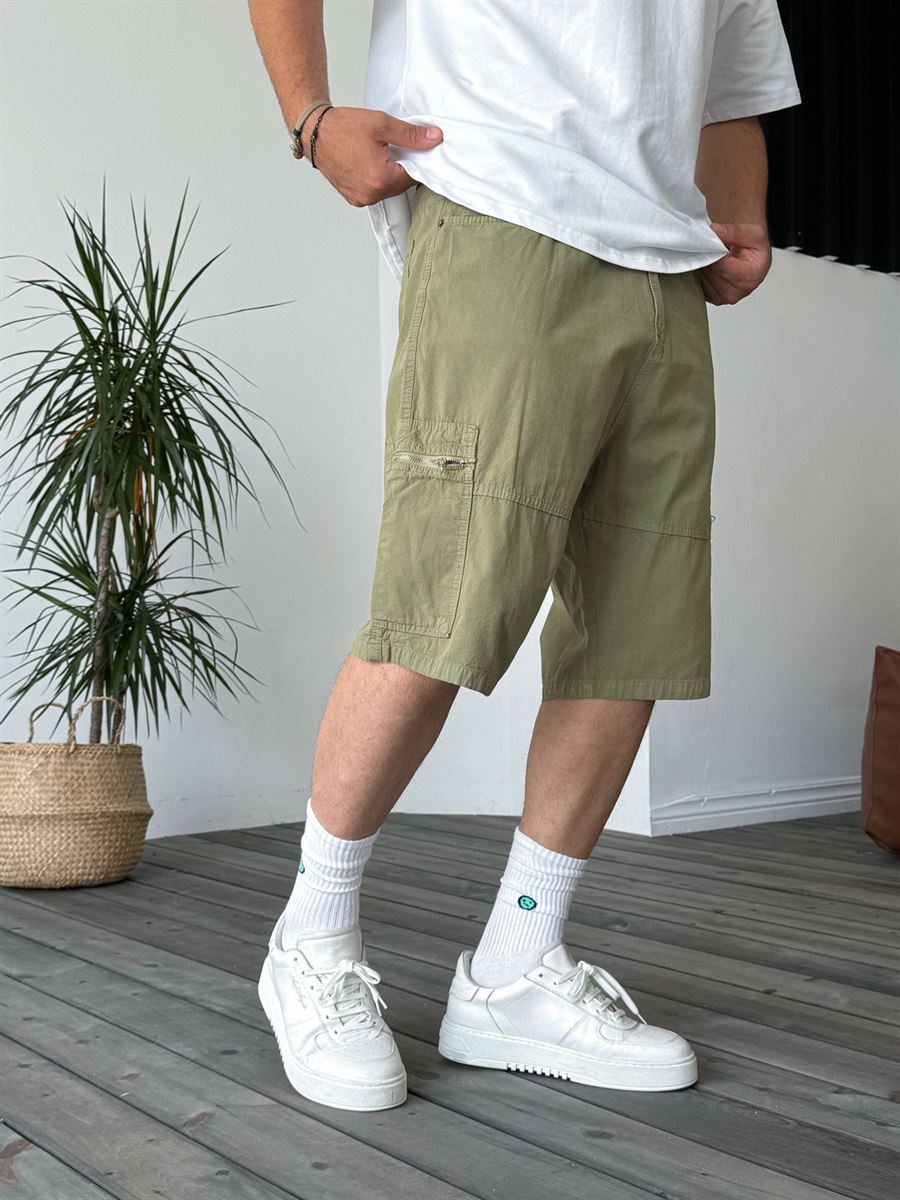 Zipped Pocket Cargo Shorts