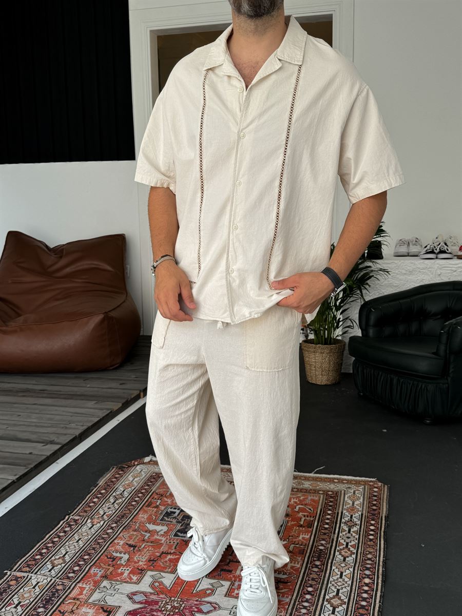 Knit Embroidered Short Sleeve Shirt