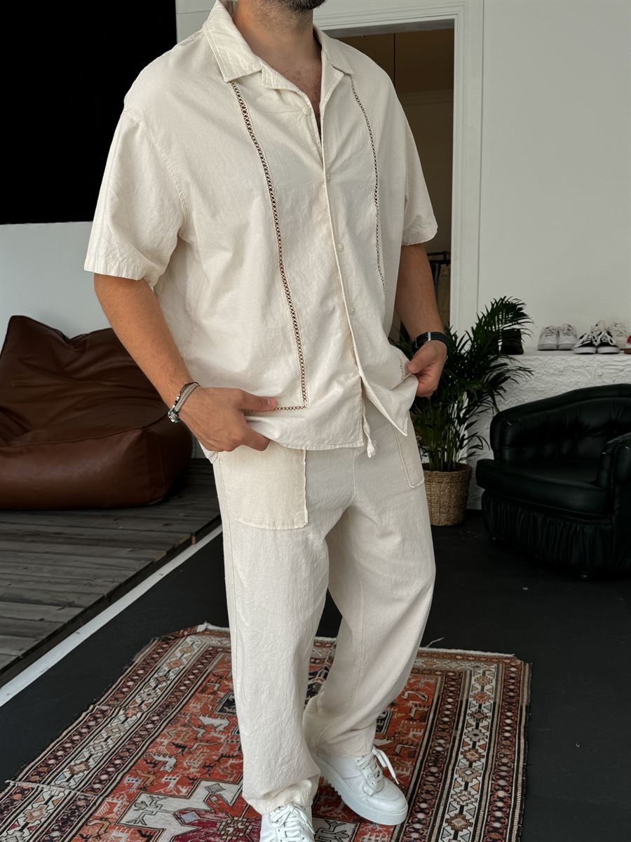 Knit Embroidered Short Sleeve Shirt