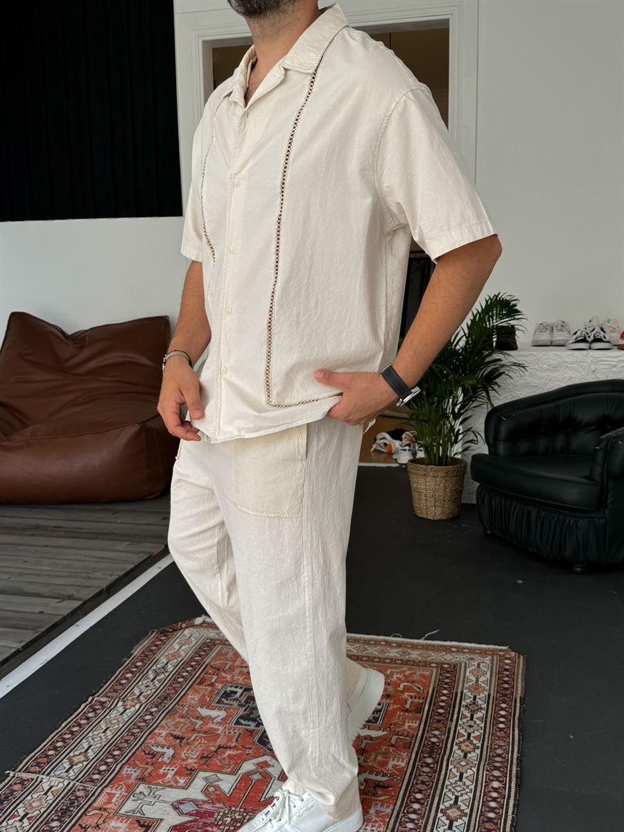 Knit Embroidered Short Sleeve Shirt