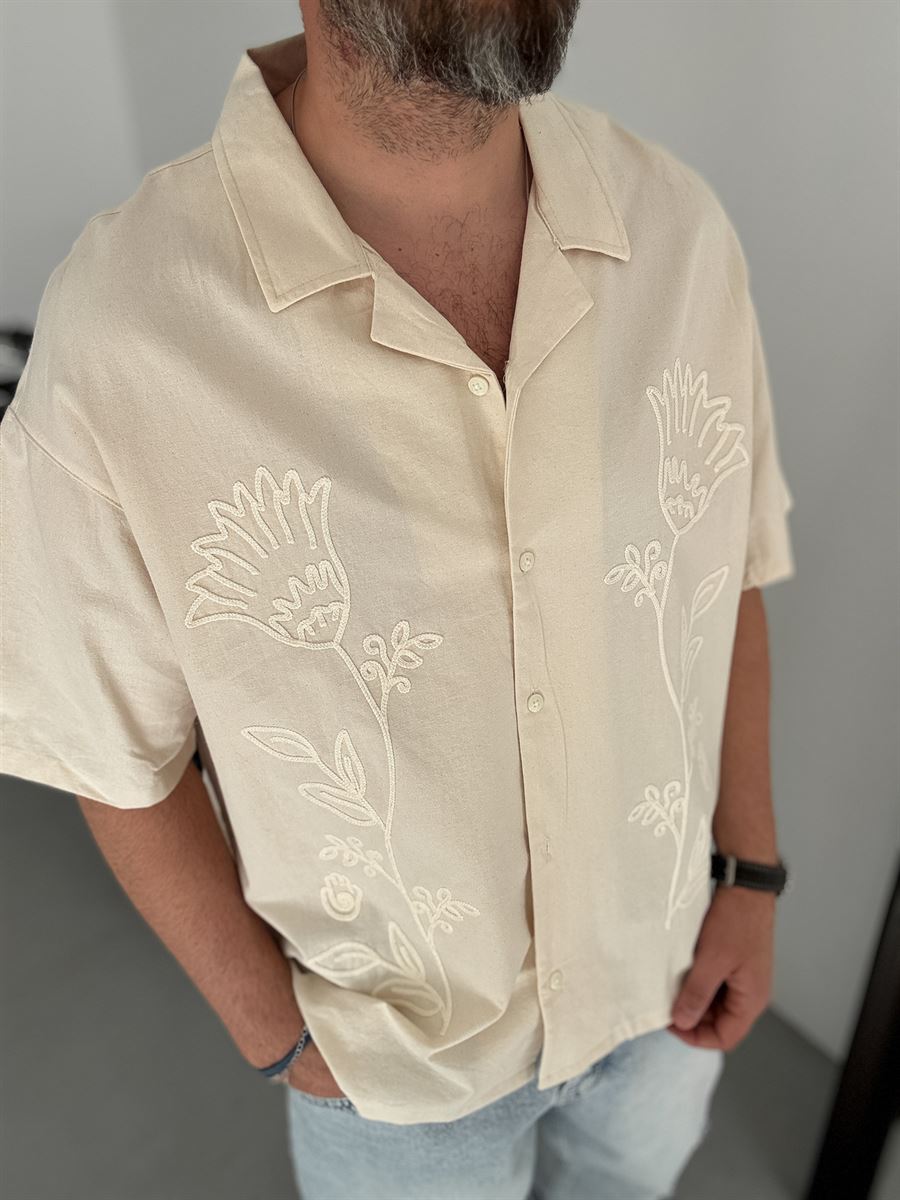 Floral Embroidered Short Sleeve Shirt