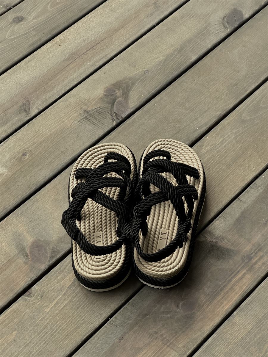Wicker Flip Flops