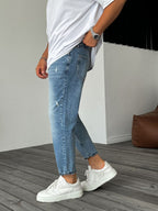 Scratched Distressed Boyfriend
