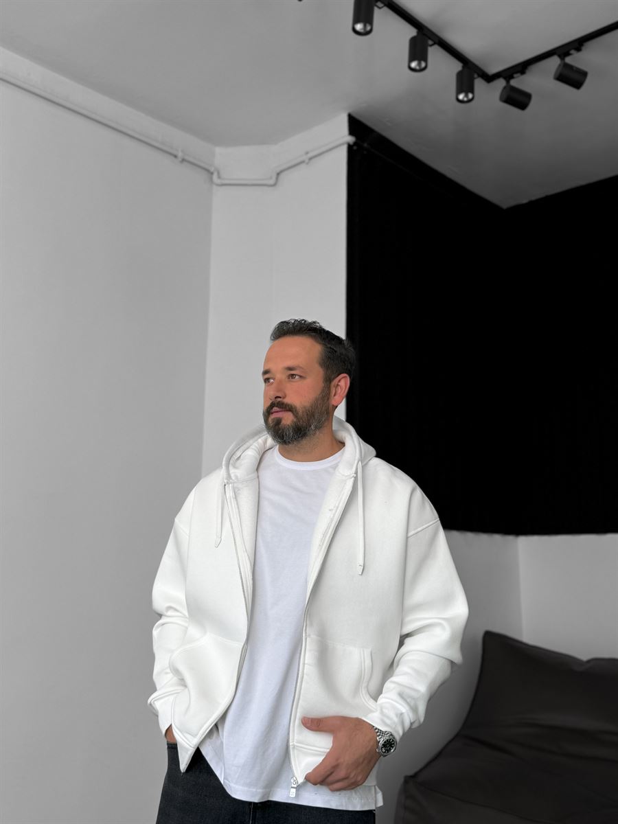 Basic Zipped Hooded Sweatshirt