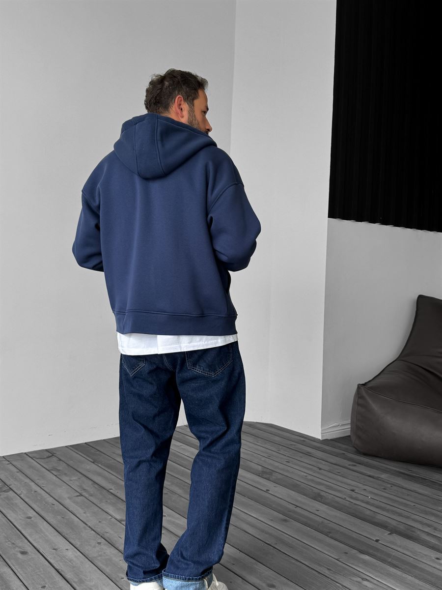Basic Zipped Hooded Sweatshirt