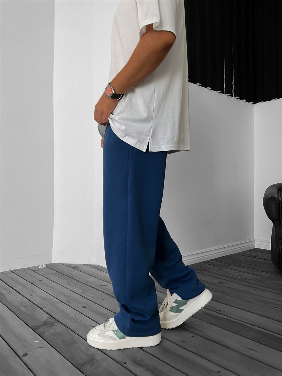 Basic Straight Leg Sweatpants