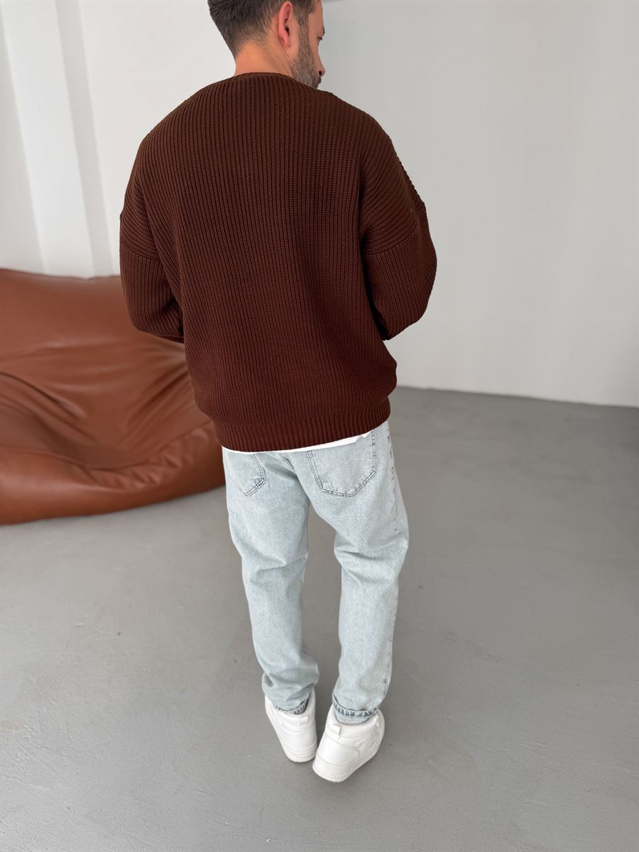 Los Angeles Embroidered Knitted Sweater