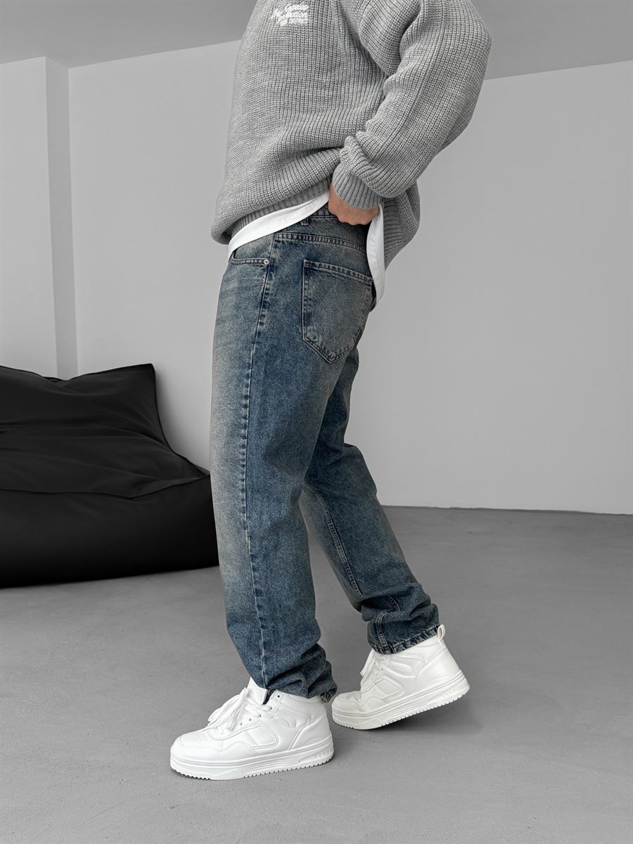 Washed Distressed Baggy Jean