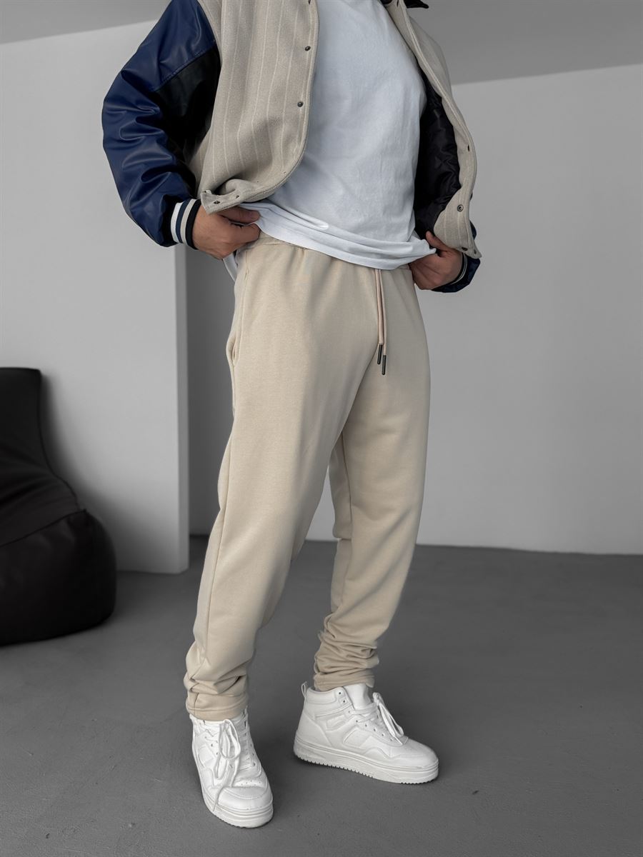 Three-Thread Relaxed Fit Sweatpants
