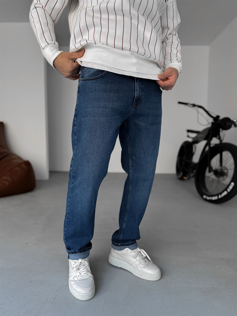 Relaxed Fit Lycra Pants