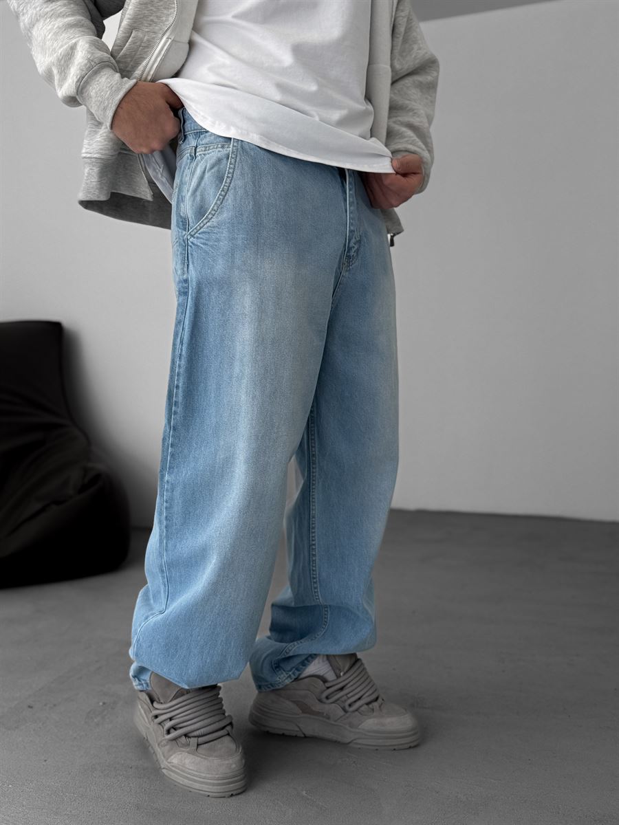 Washed Skater Fit Jean