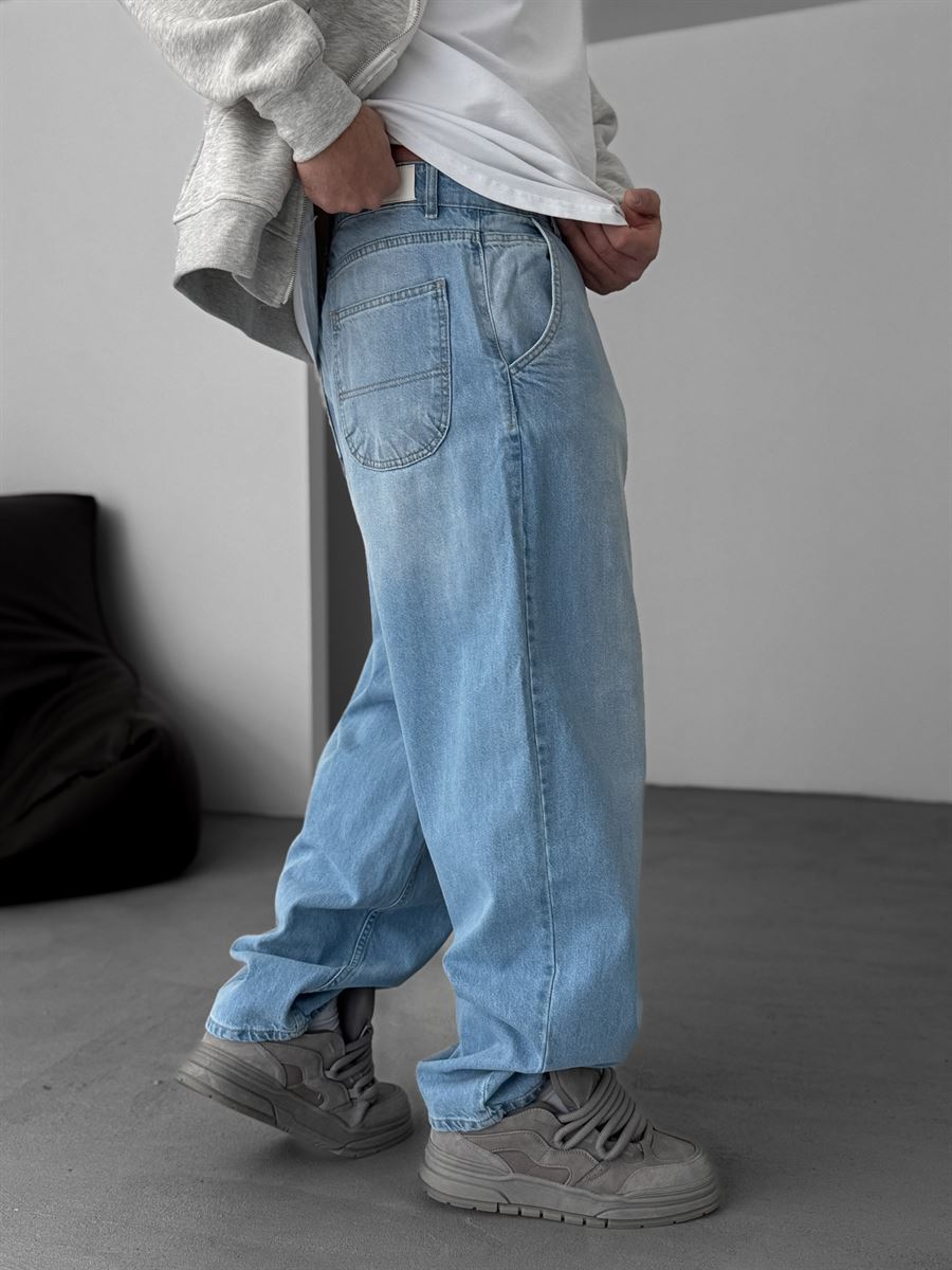 Washed Skater Fit Jean