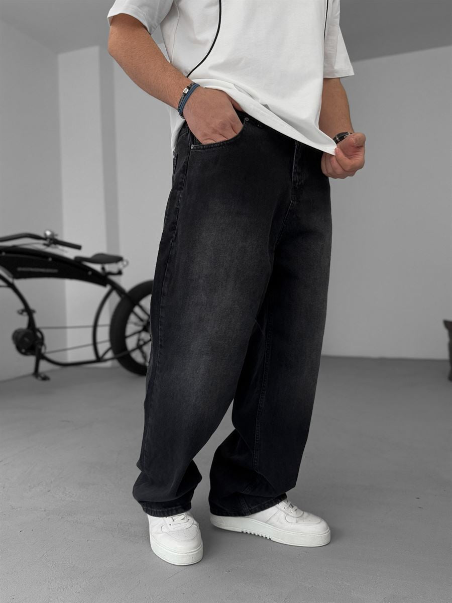 Stonewashed Baggy Jean