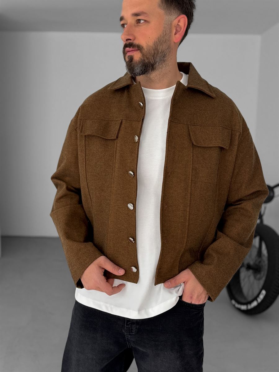 Boxy Fit Buttoned Jacket