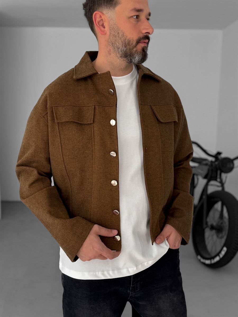 Boxy Fit Buttoned Jacket