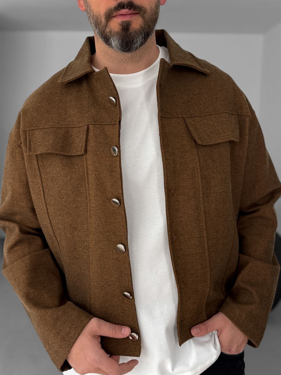 Boxy Fit Buttoned Jacket