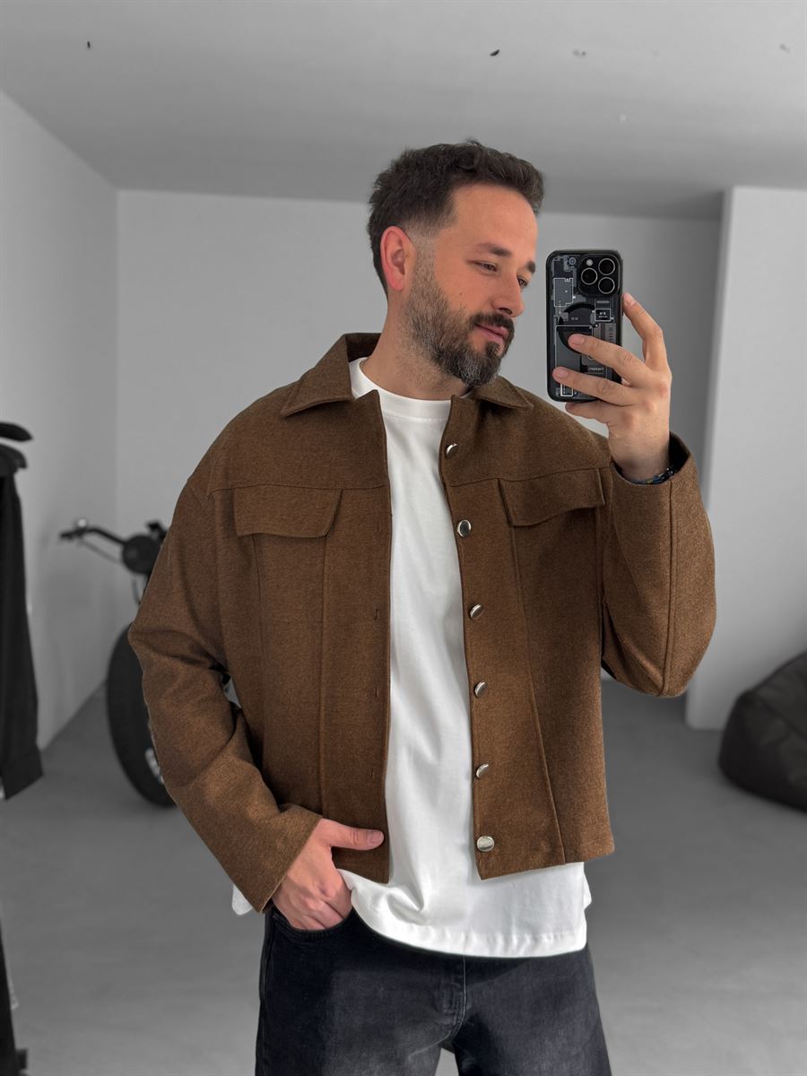 Boxy Fit Buttoned Jacket