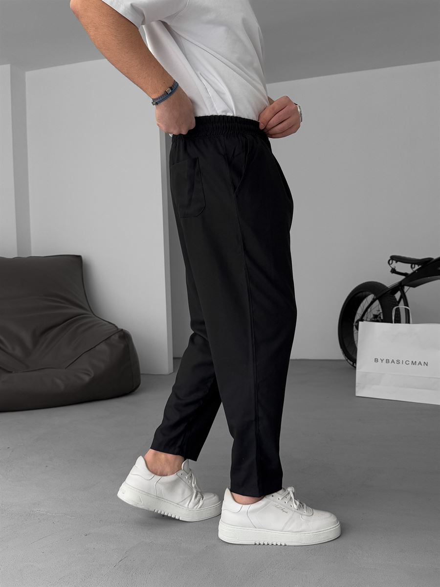 Carrot Cut Pants with Chain