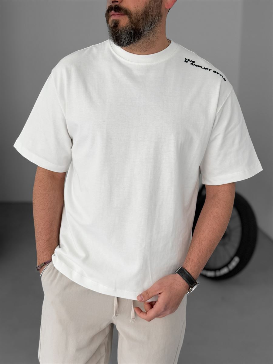 Simplify Embossed T-Shirt