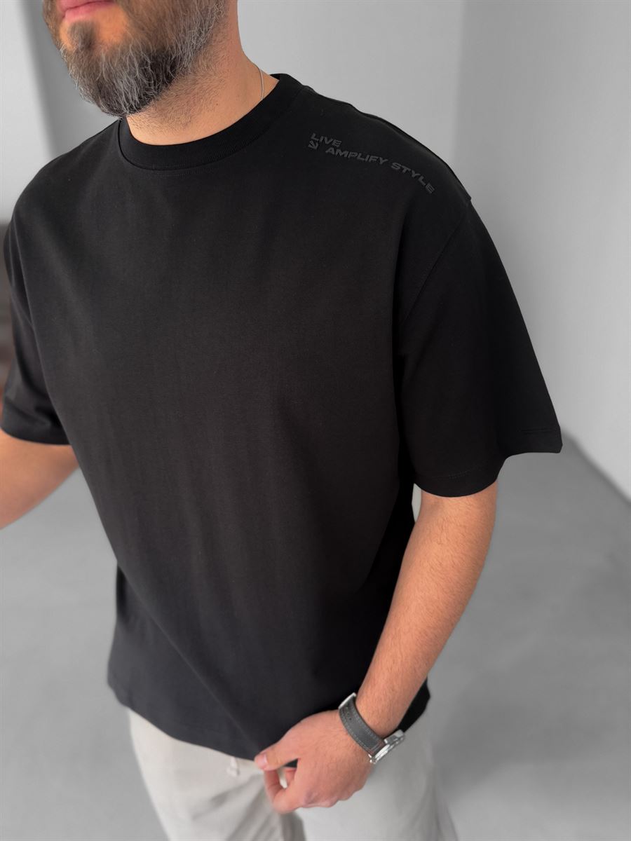 Simplify Embossed T-Shirt