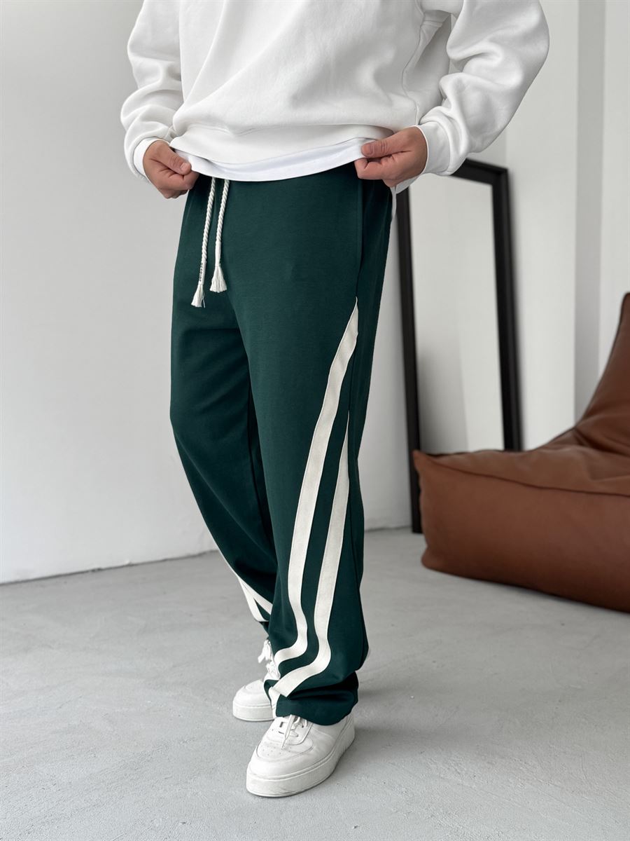 Diagonal Striped Straight Leg Sweatpants