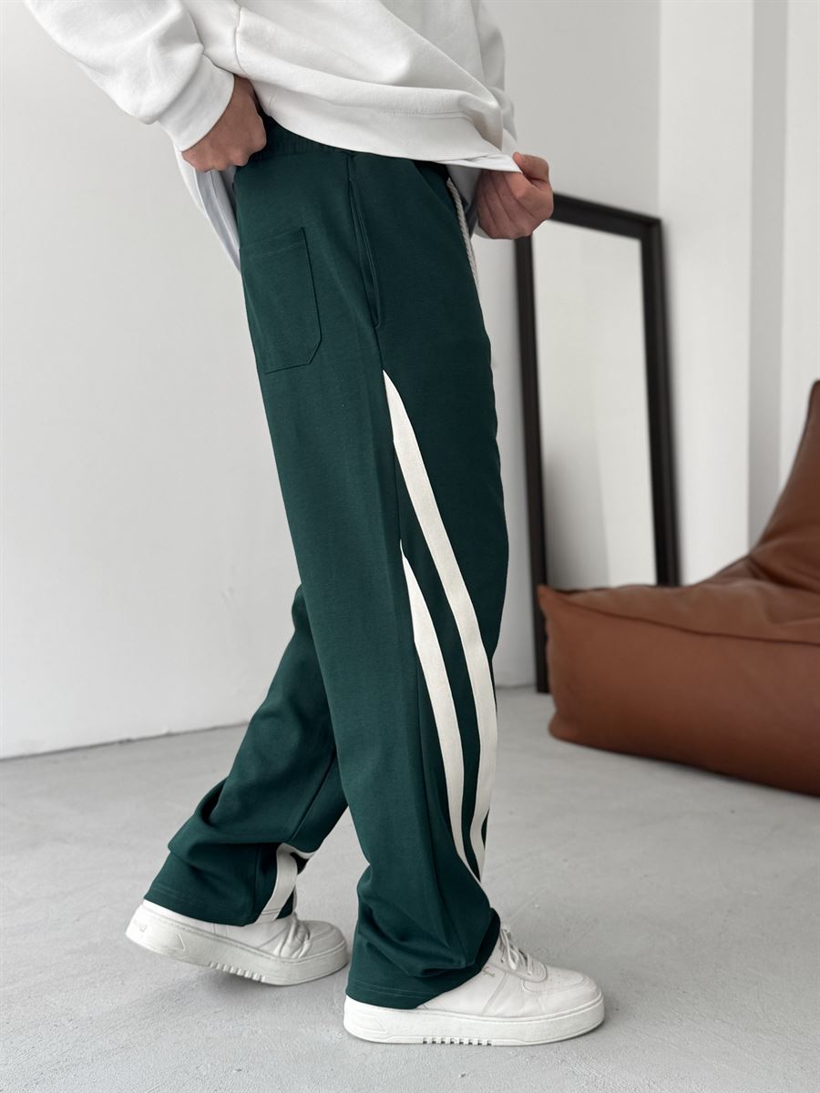 Diagonal Striped Straight Leg Sweatpants