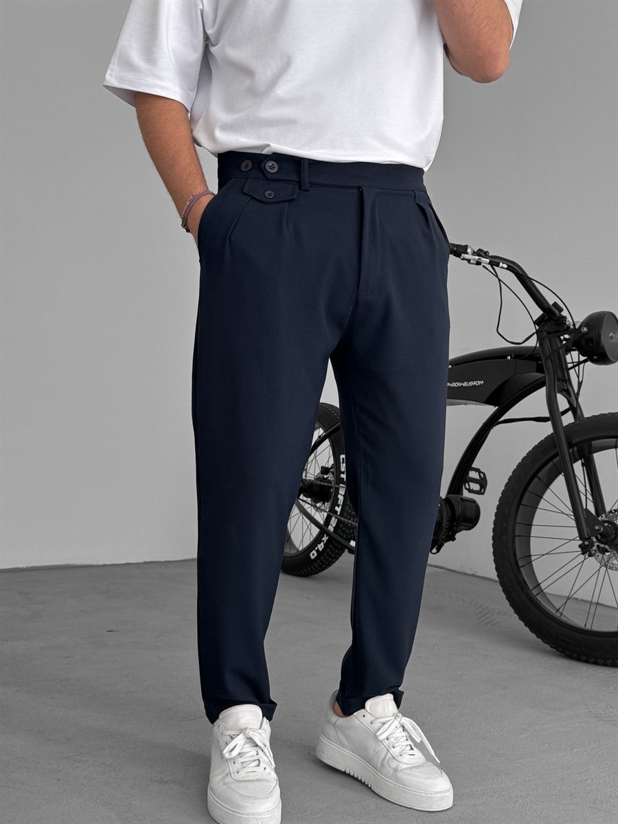 Pleated Fabric Pants with Pockets