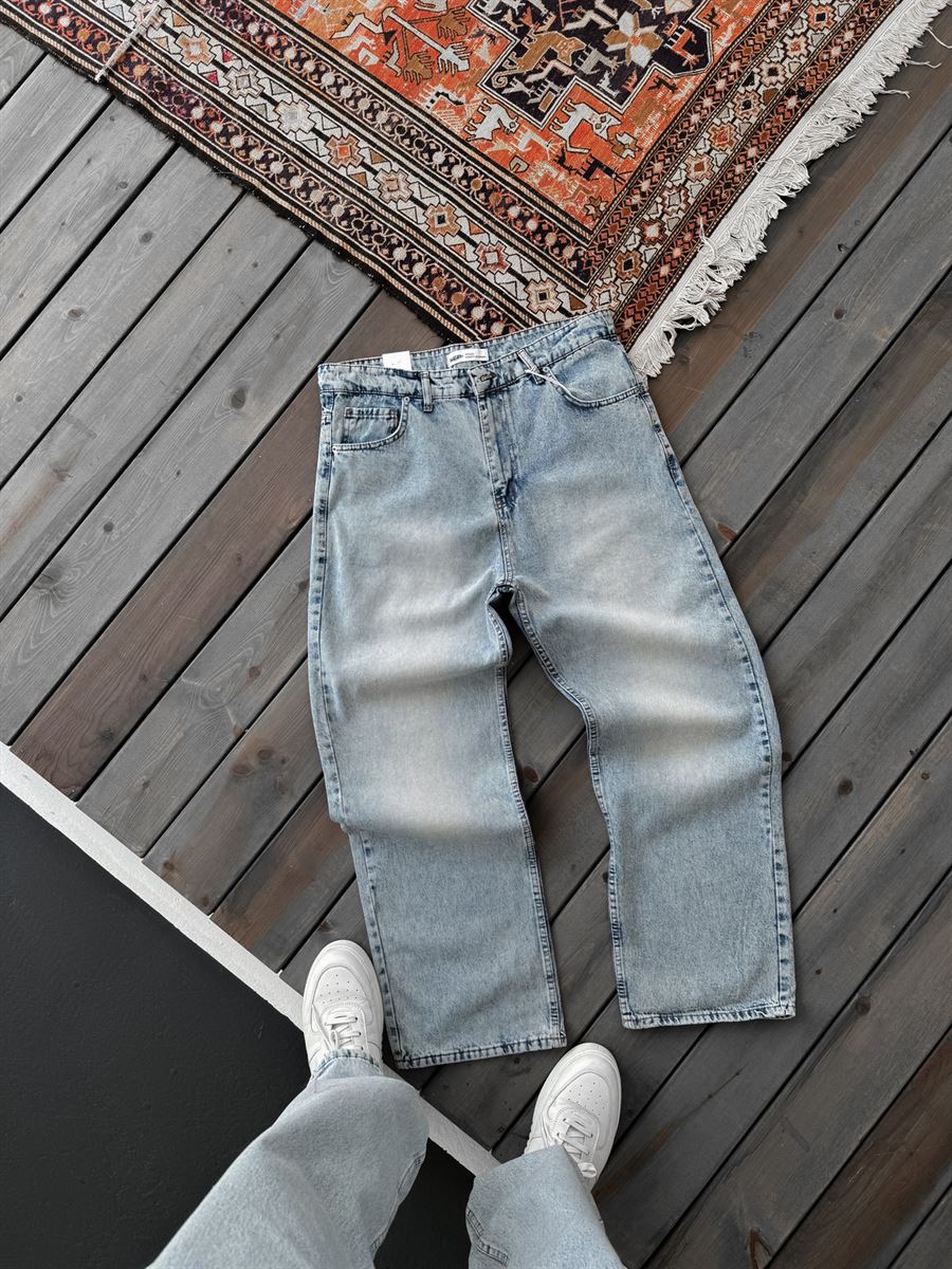 Stonewashed Baggy Jean