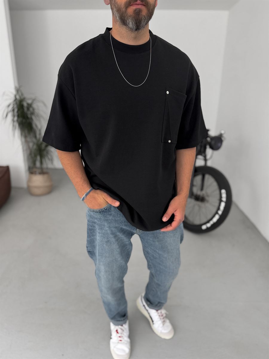 Rivet Pocket Detailed Oversize T-Shirt