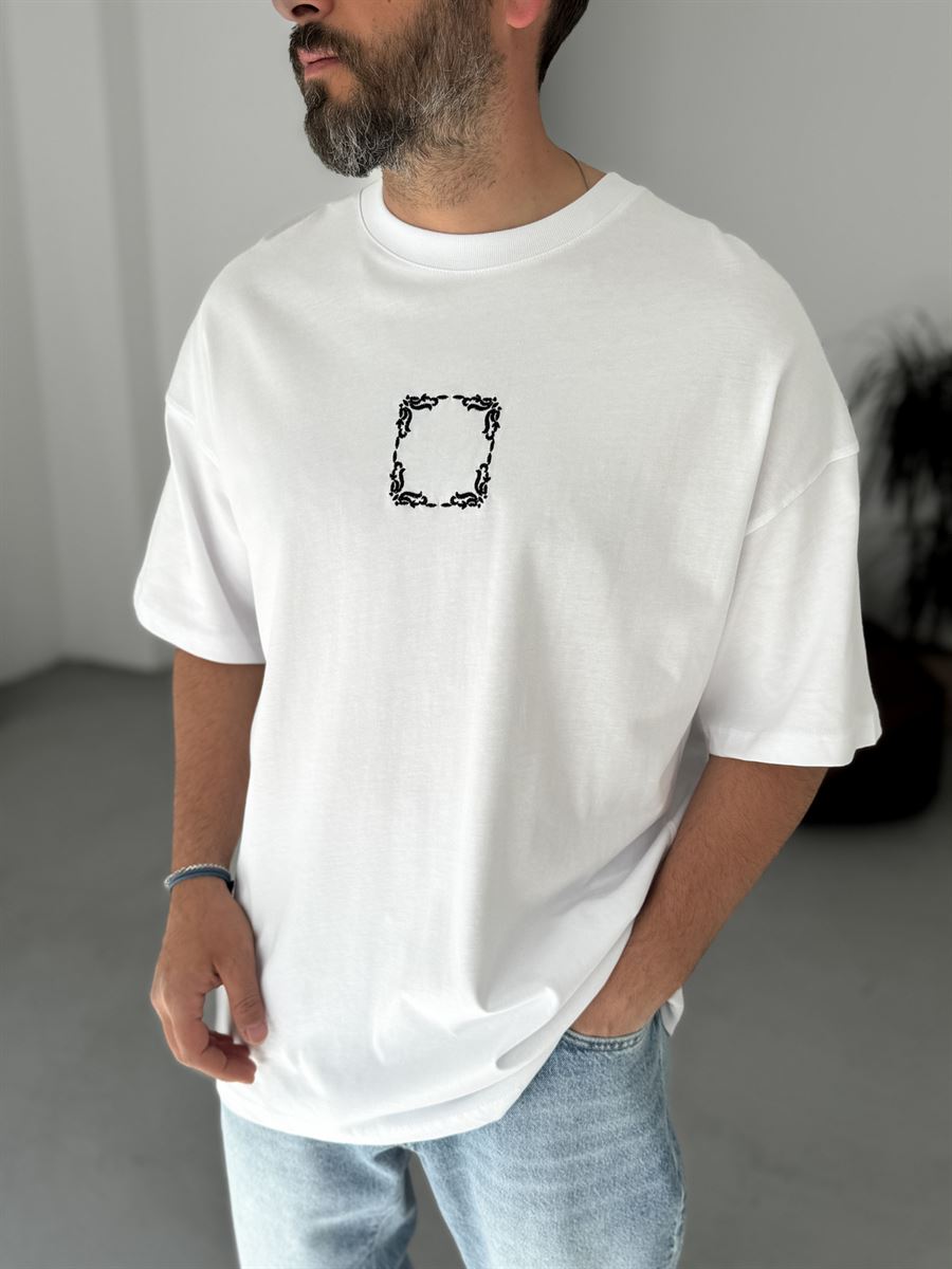 Wicker Patched Patterned Oversize T-Shirt