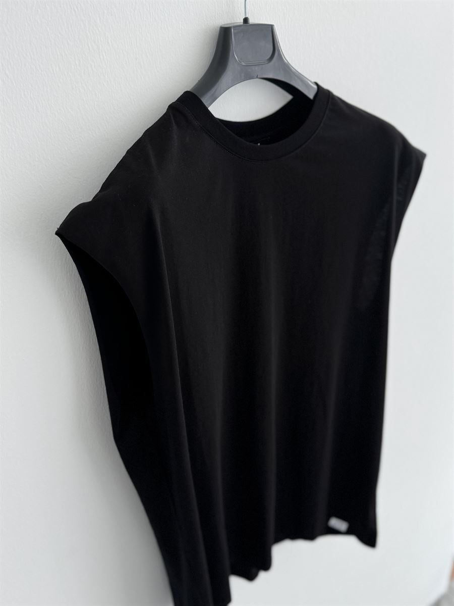 Sleeveless Oversize T-Shirt
