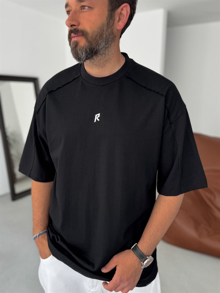 Shiny R-Printed Oversize T-Shirt