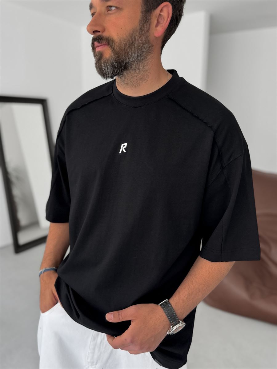 Shiny R-Printed Oversize T-Shirt