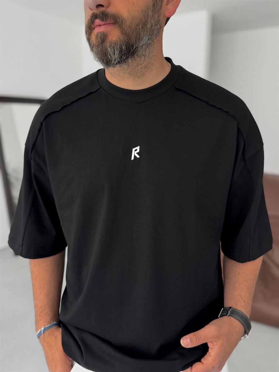 Shiny R-Printed Oversize T-Shirt