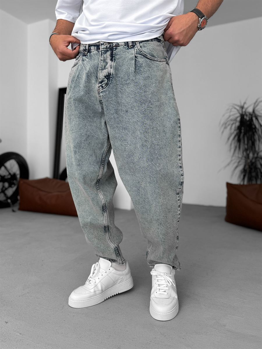 Balloon Fit Washed Jean