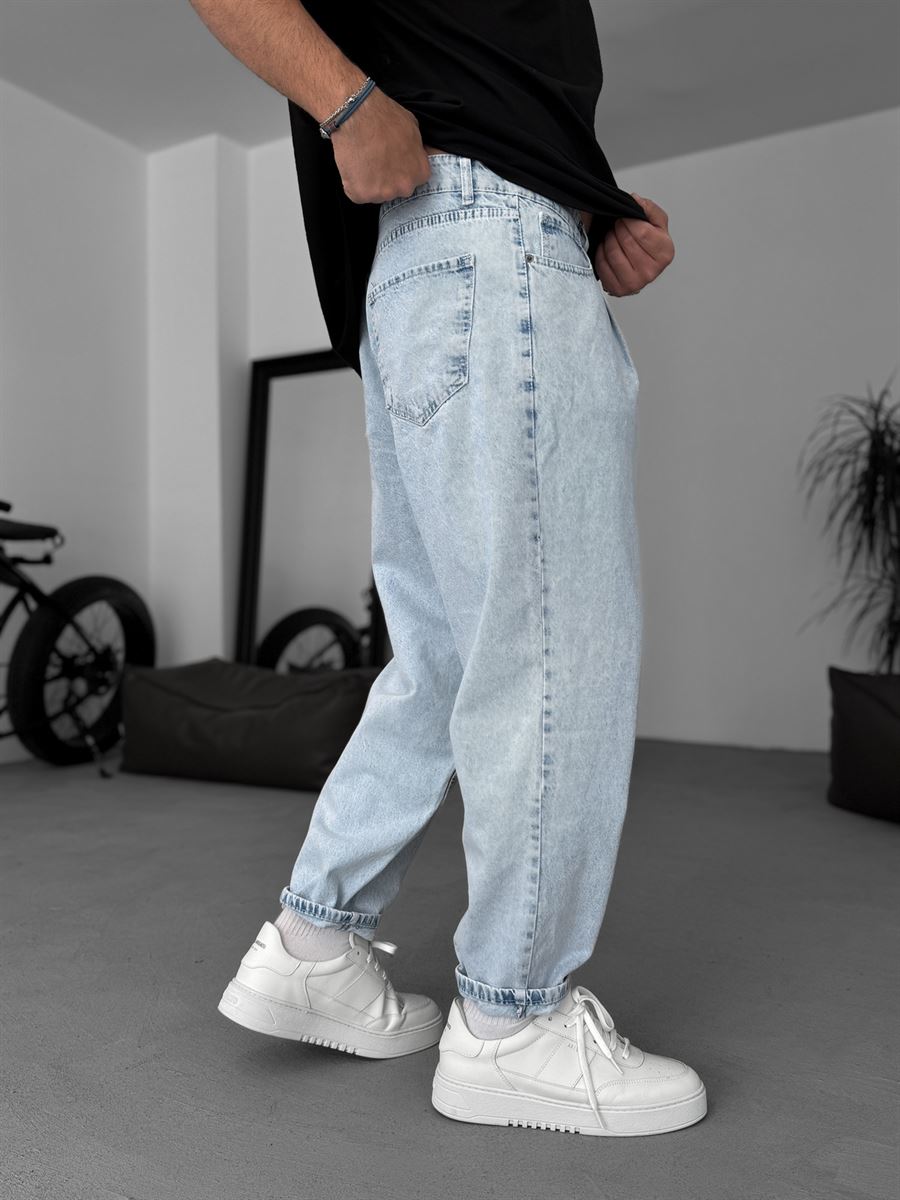 Balloon Fit Washed Jean
