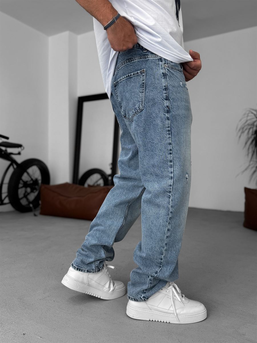 Scratched Distressed Baggy Jean