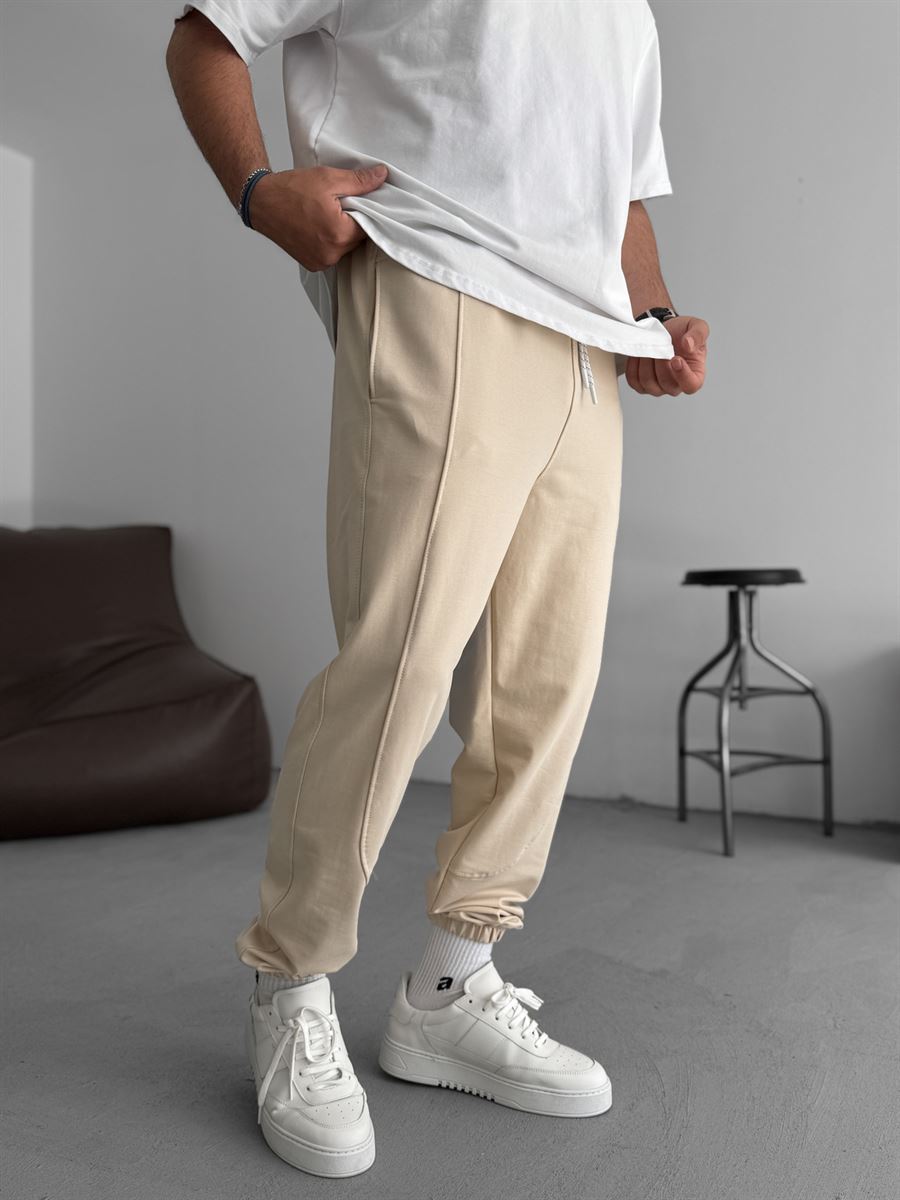 Elasticated Sweatpants with Stitching Detail