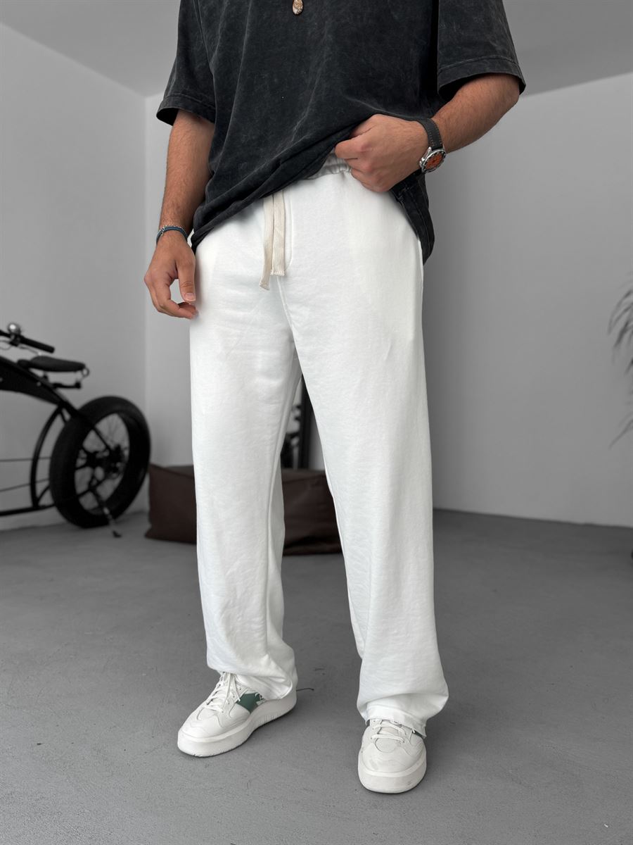 Three-Thread Raw Edge Straight Leg Sweatpants