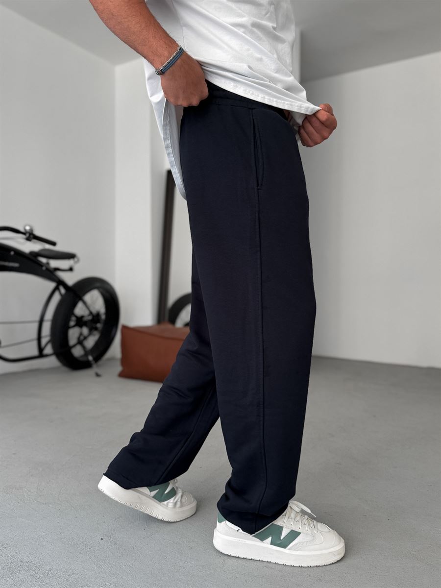 Three-Thread Raw Edge Straight Leg Sweatpants