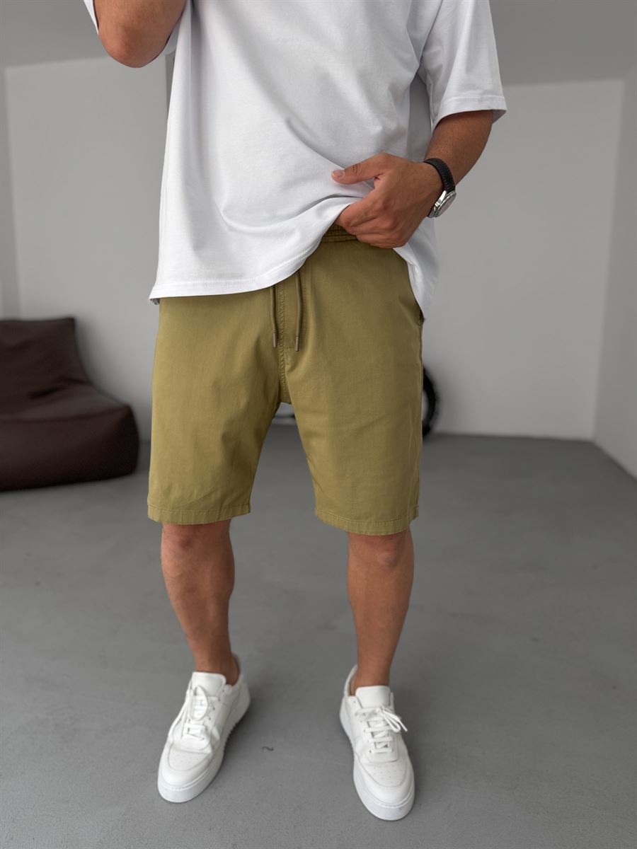 Thin Basic Gabardine Shorts