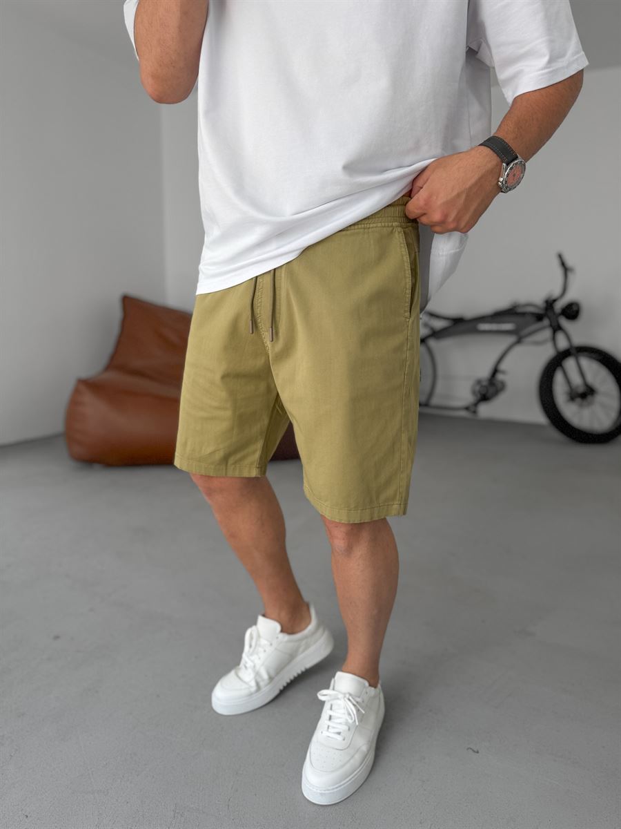 Thin Basic Gabardine Shorts