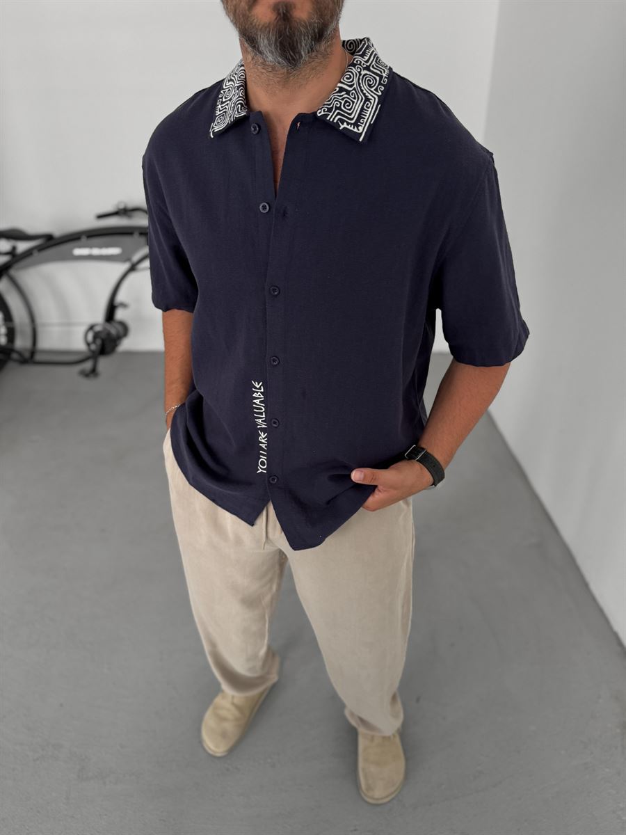 Collar Embroidered Short Sleeve Shirt