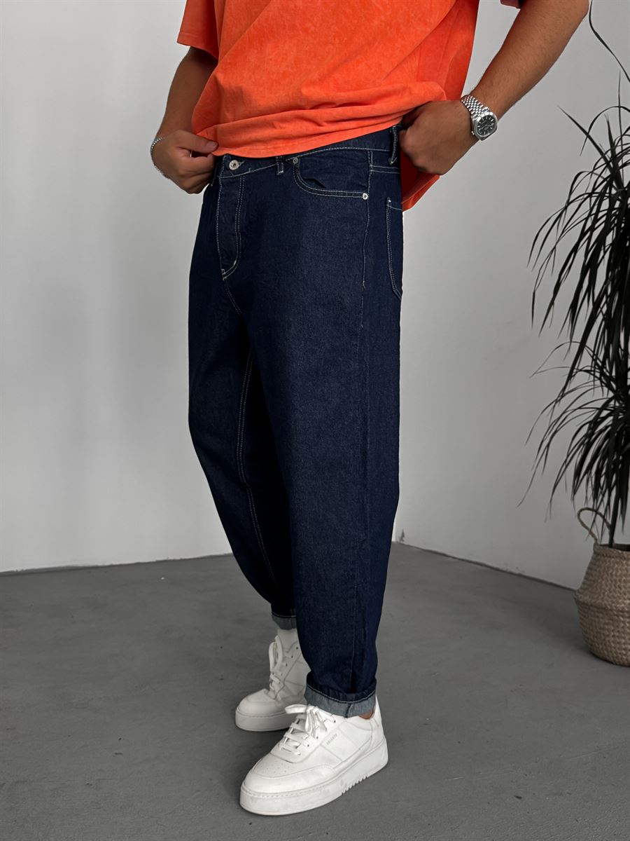 Washed Stitched Boyfriend Jean