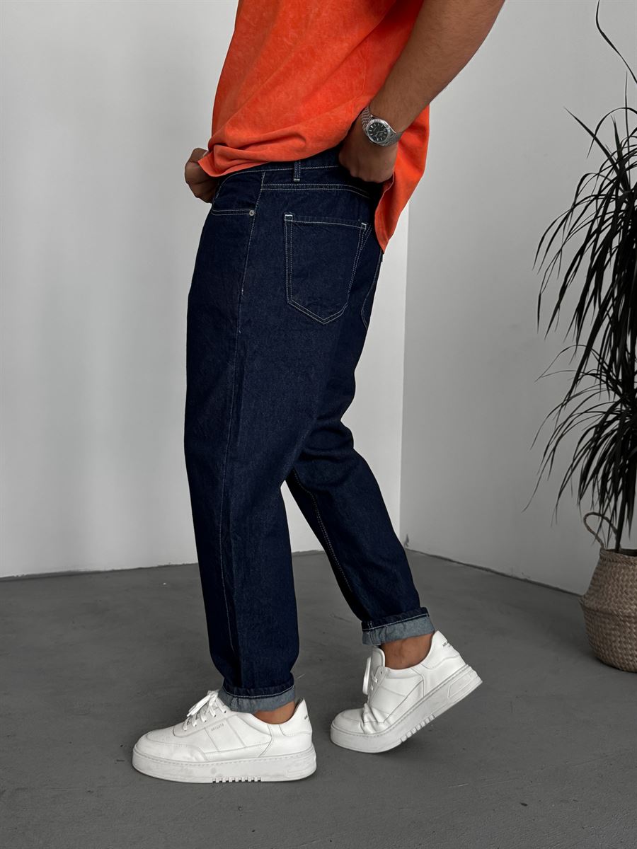 Washed Stitched Boyfriend Jean