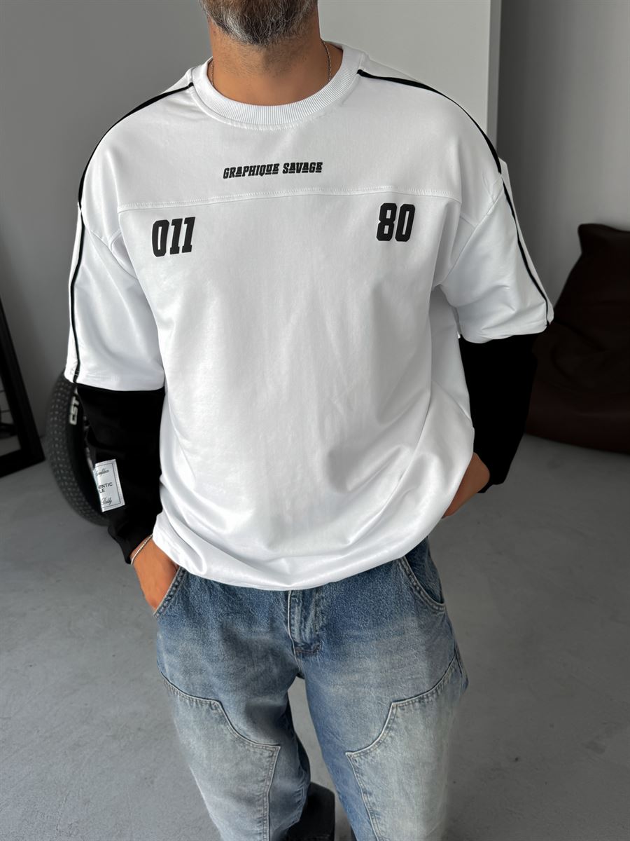 Graphique Embossed Patchwork Sweatshirt