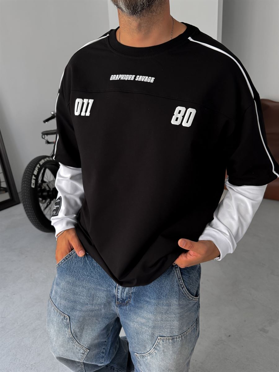 Graphique Embossed Patchwork Sweatshirt