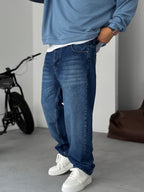 Distressed Detail Baggy Jean
